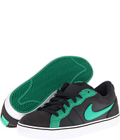 Nike Action Kids Isolate LR (Youth) $42.99 $48.00  