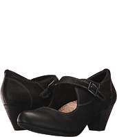 Taos Footwear - Studio